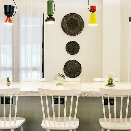 Adagio Access Centre 公寓式酒店