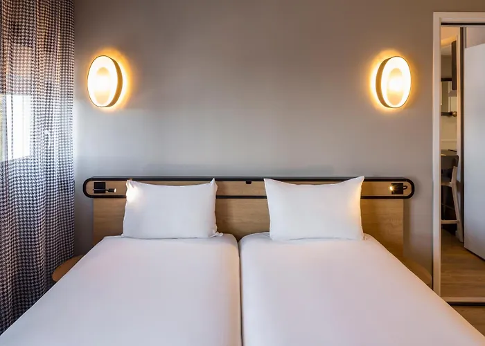 Adagio Access Centre