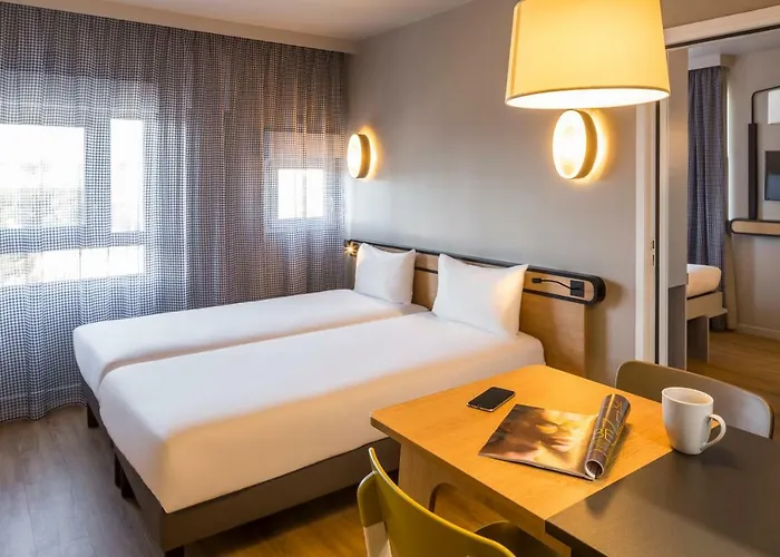 Adagio Access Centre