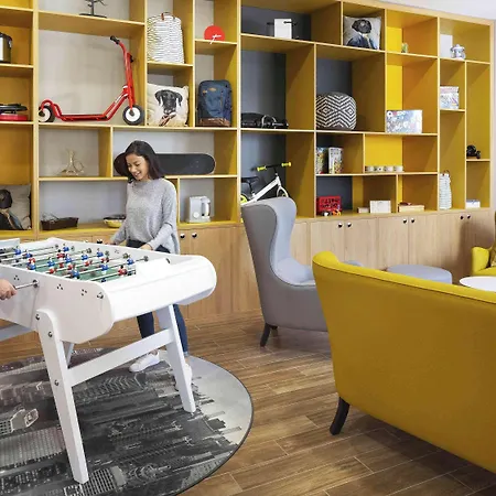 Apart Otel Adagio Access Centre 4*