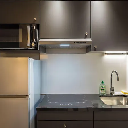 Adagio Access Centre 아파트호텔 3*