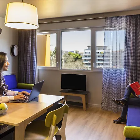 Adagio Access Centre 3* מונפלייה