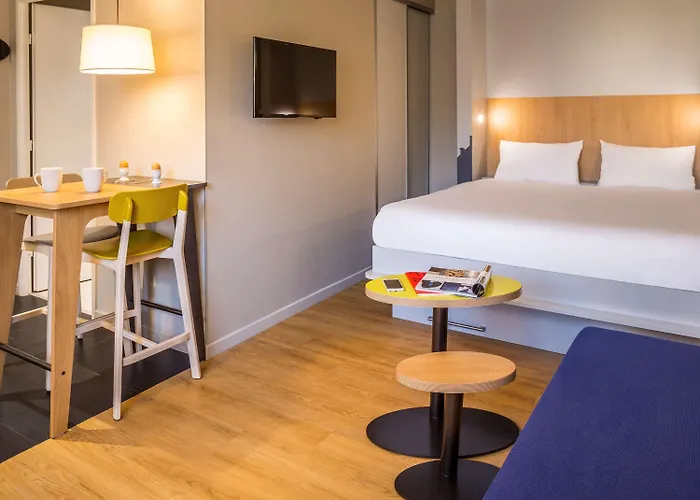 Adagio Access Centre Apart-hotel 3*