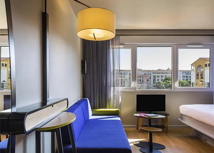 Adagio Access Centre Apart-hotel